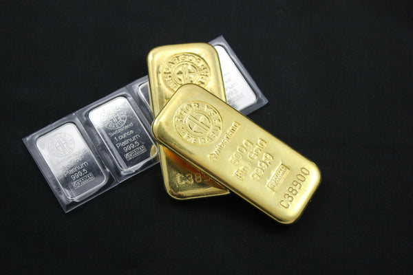 The Benefits of Investing in Gold and Silver